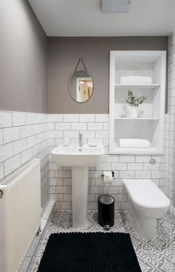 Modern Apartment In Leamington Spa City Centre Экстерьер фото